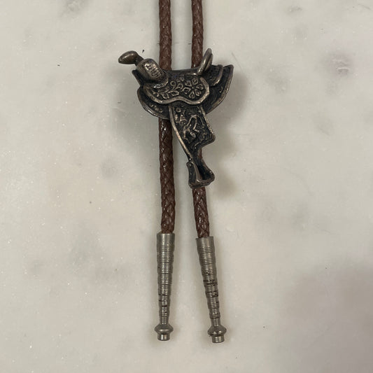 Saddle Bolo