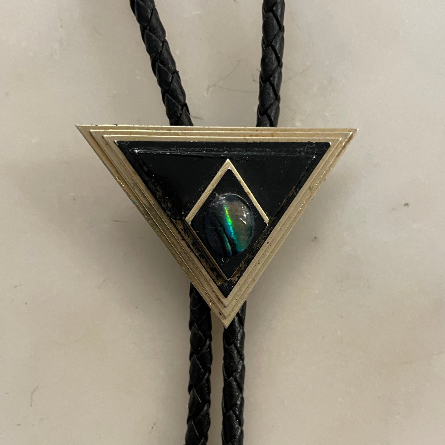 Deco Marble Bolo