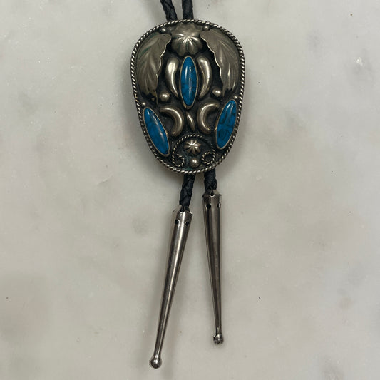 Faux Turquoise Alpaca Metal Bolo