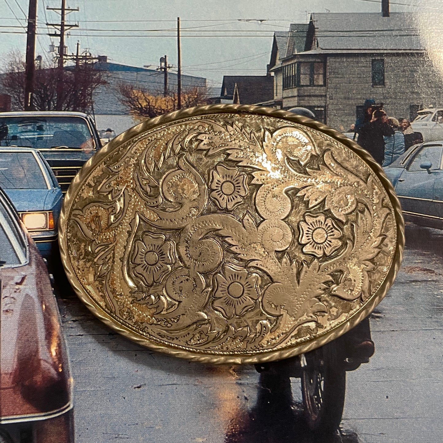 Engraved Flowers Buckle