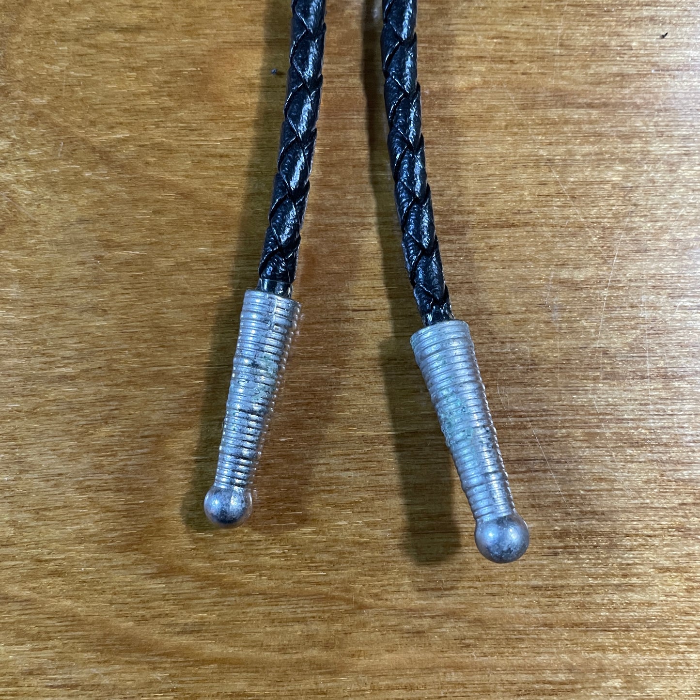 Horseshoe Collar Tip Bolo
