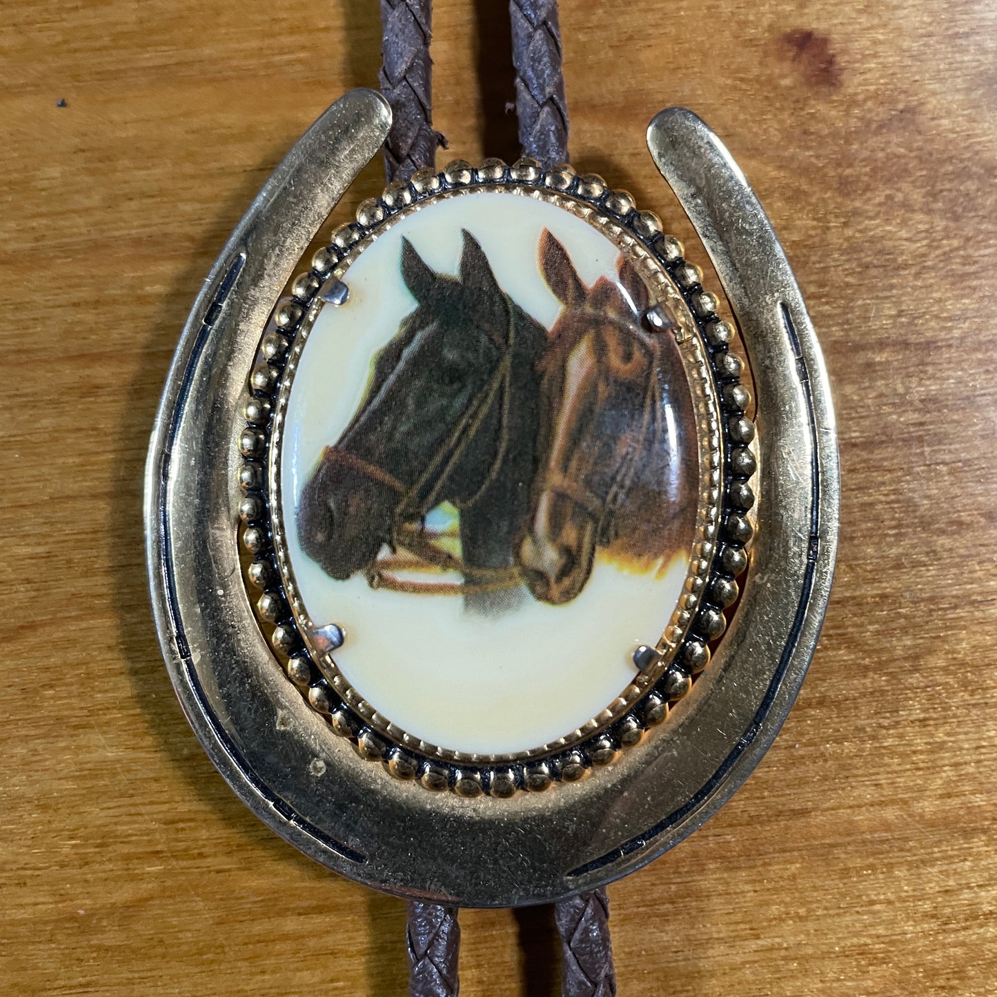 Horses Bolo