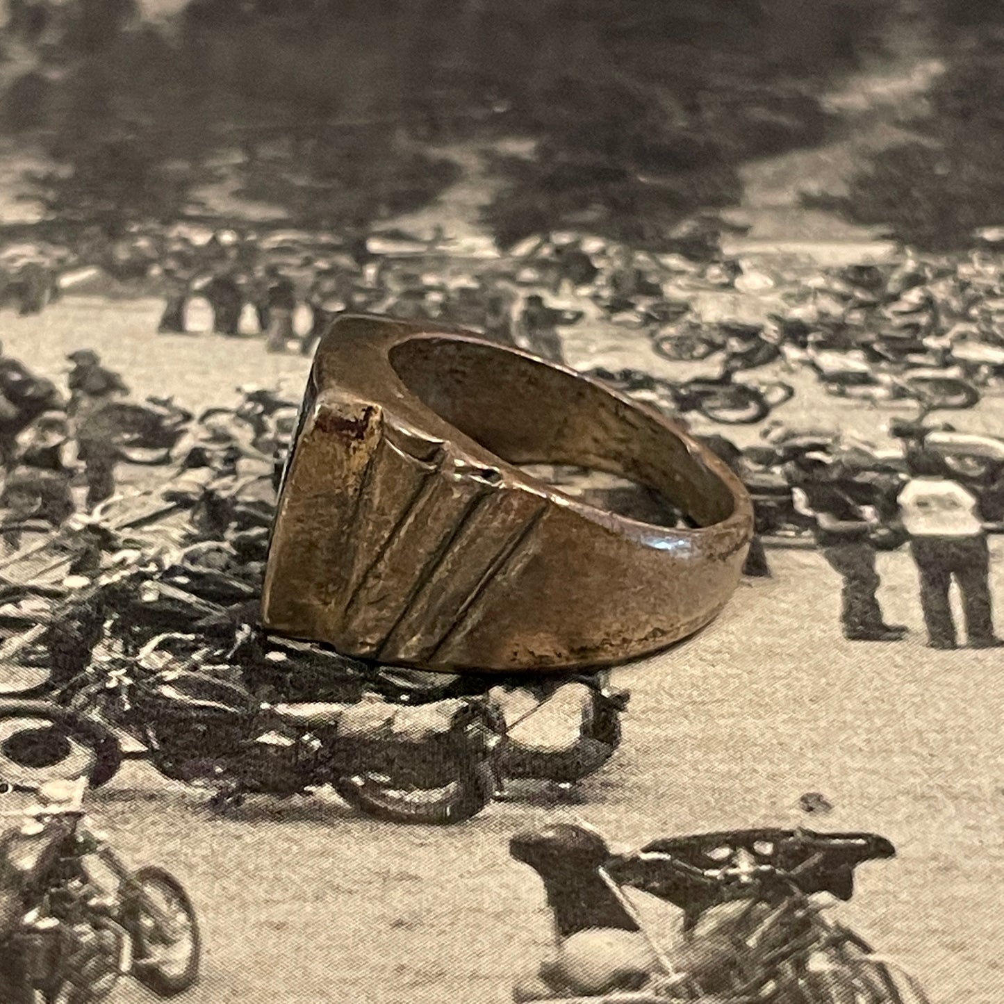 Southwest Modernist Ring [Size 8.75]