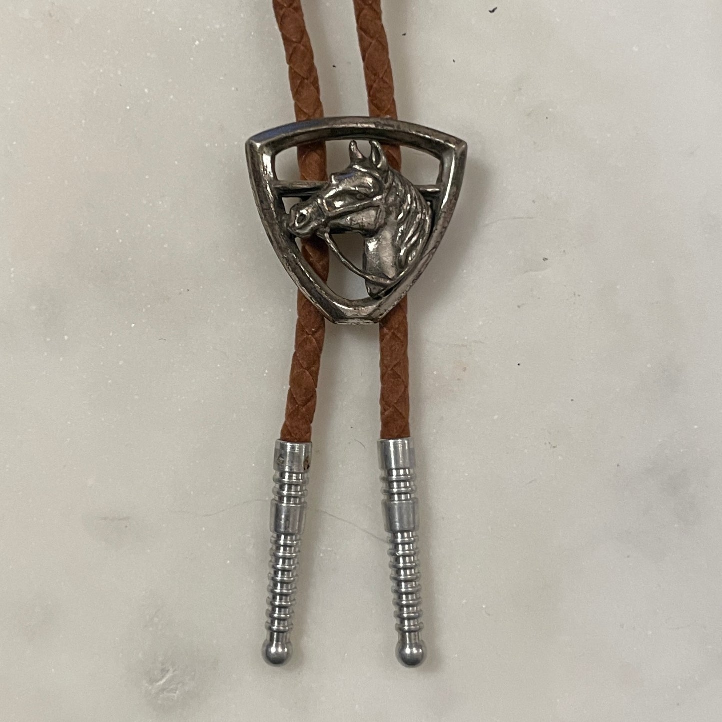 Dimensional Horse Bolo