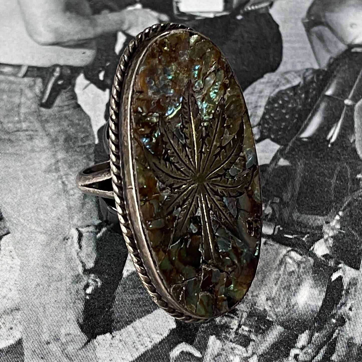 Sweetleaf Sterling Silver Ring [Size 6]