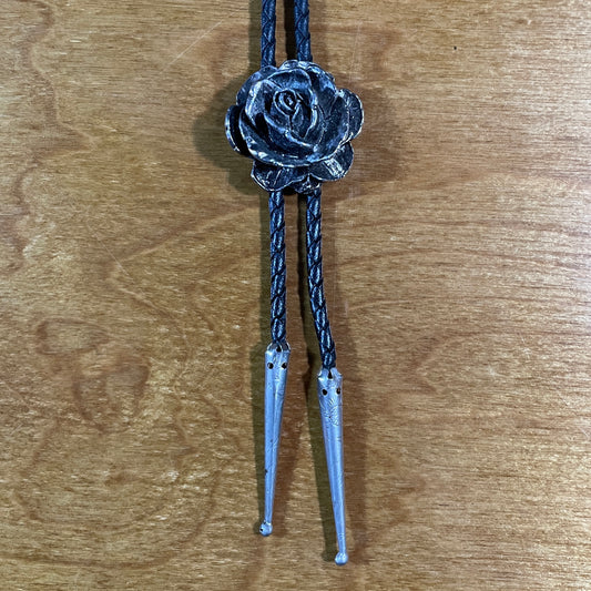 Dimensional Rose Bolo